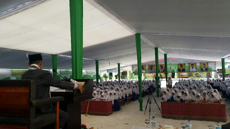 KH. Hasan Abdullah Sahal: Jadilah Seseorang yang Mundzirul 