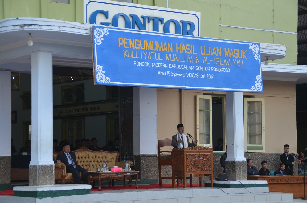 Kiai Hasan: Bekal Masuk Gontor Adalah Menulis Arab dan Baca Al-Qur’an