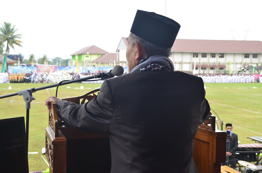 Kiai Hasan Isi Tausiyah dalam Apel Milad Dar El-Qolam  Gontor