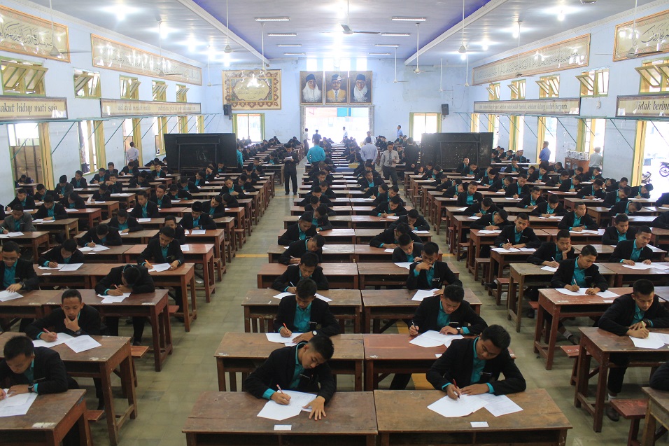Contoh Soal Ujian Masuk Pondok Gontor Bagikan Contoh Contoh Soal Ujian Masuk Pondok Gontor Bagikan Contoh