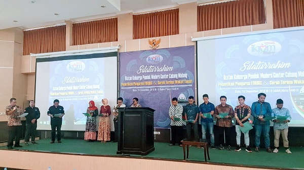 Al-Ustadz H. Imam Shobari Hadiri Acara Pelantikan Forbis IKPM Cabang Malang